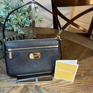 Micheal Kors Jet Set Black Leather Shoulder Bag